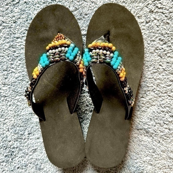 Women’s Beaded Flip Flops - Size M (7-8) - NWOT - Picture 1 of 5